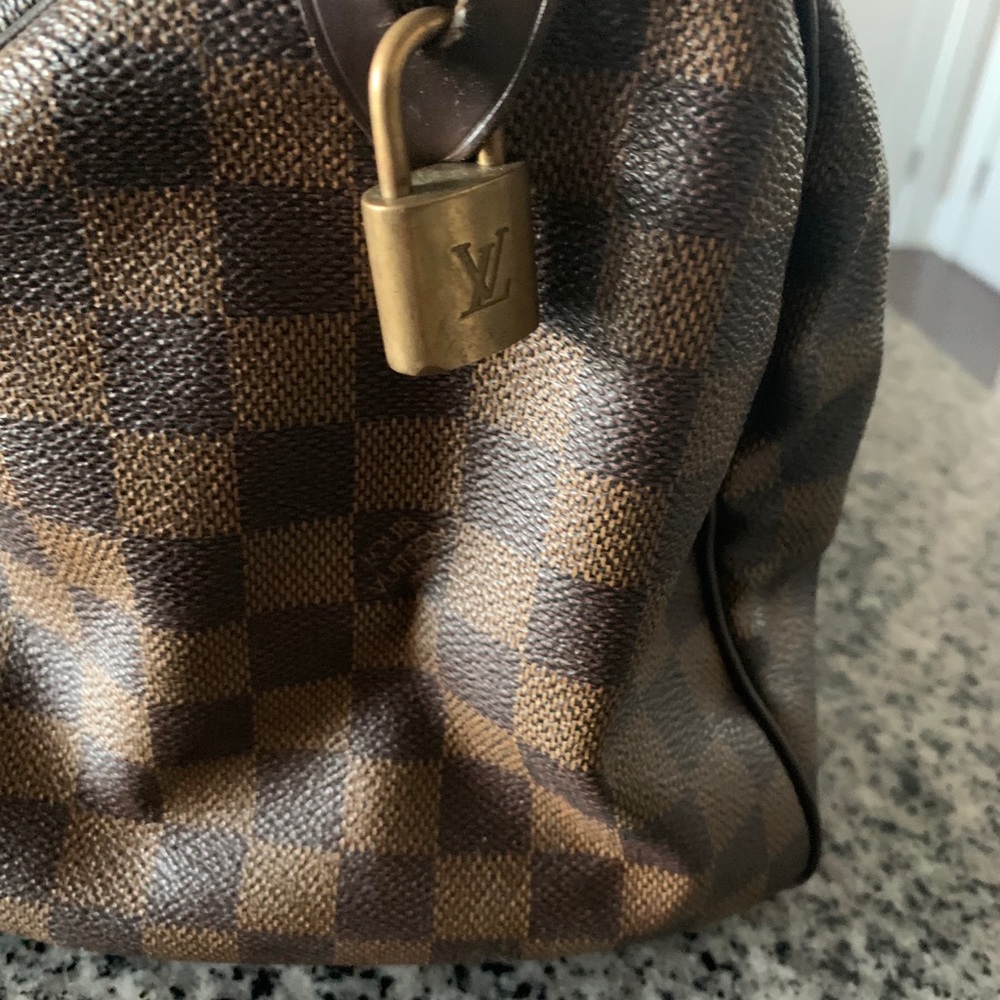Louis Vuitton Speedy 30